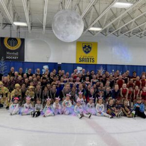 Group photo of DFSC skaters